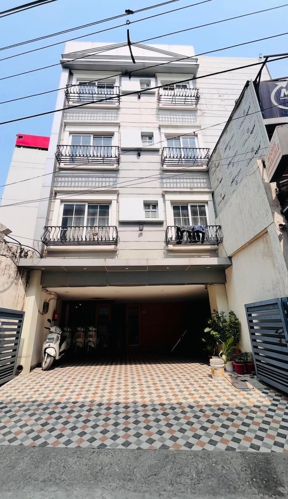 Hotel Shri Krishna Residency