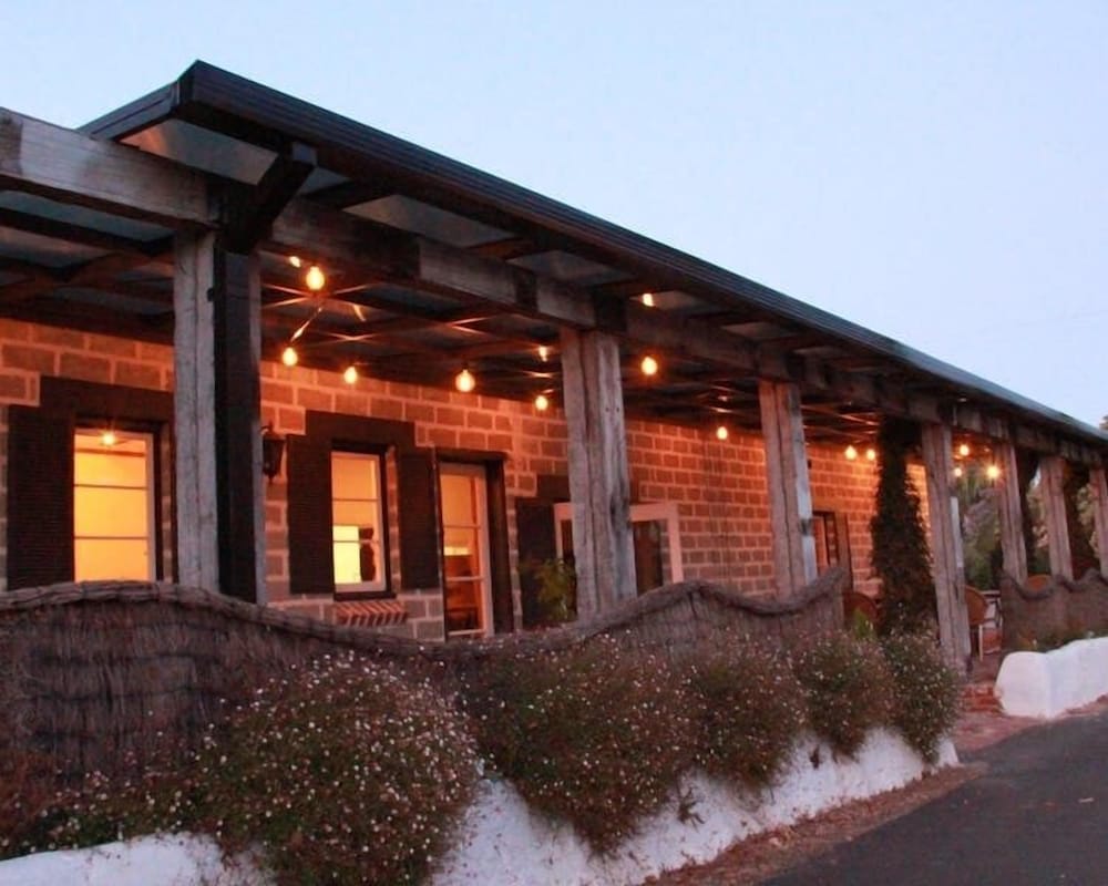 Bakehouse '38 Restaurant & Guesthouse