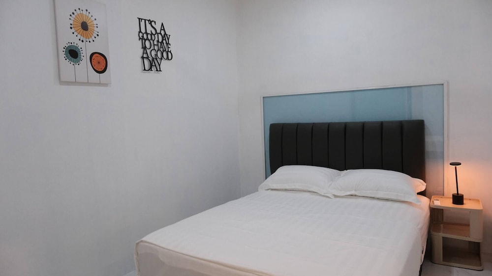 Modern Private Pool Villa in Sukhumvit