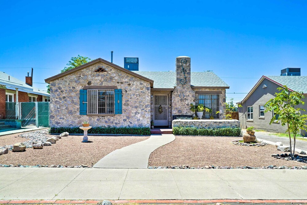 El Paso Home w/ Backyard + Outdoor Fireplace! in El Paso, US