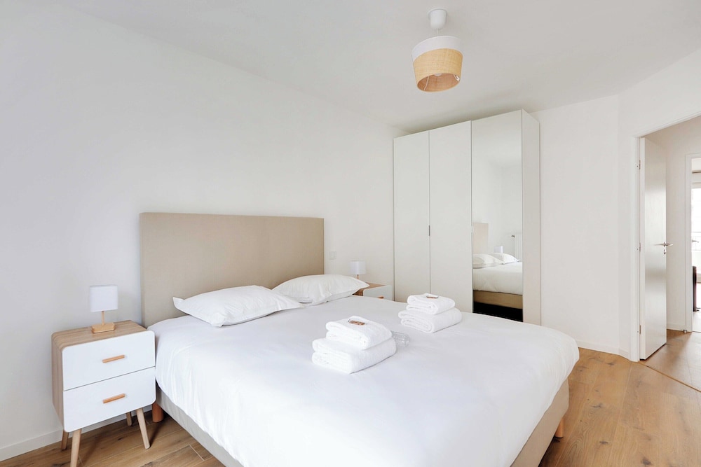 Modern Apartment - 2br/4p - Saint-ouen sur Seine view 3