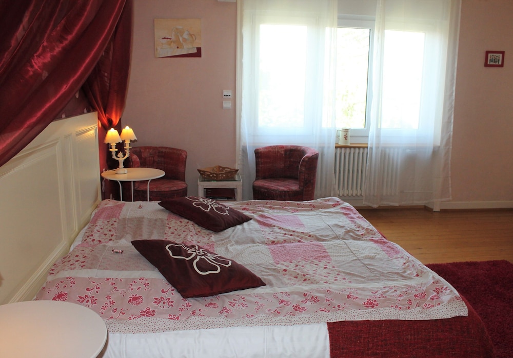 Photo 29