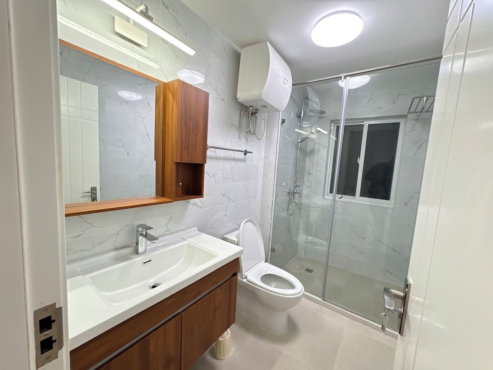 The 401 Apartment