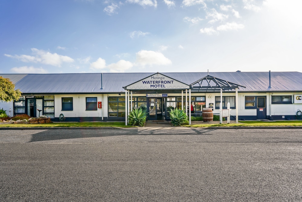 Meningie's Waterfront Motel