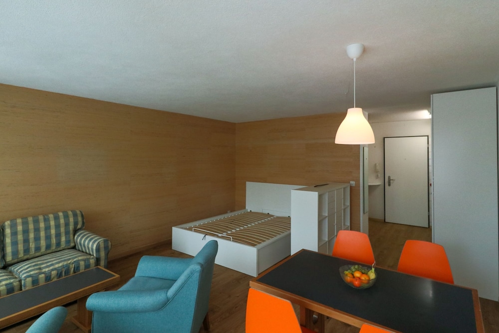 Apartments Cresta