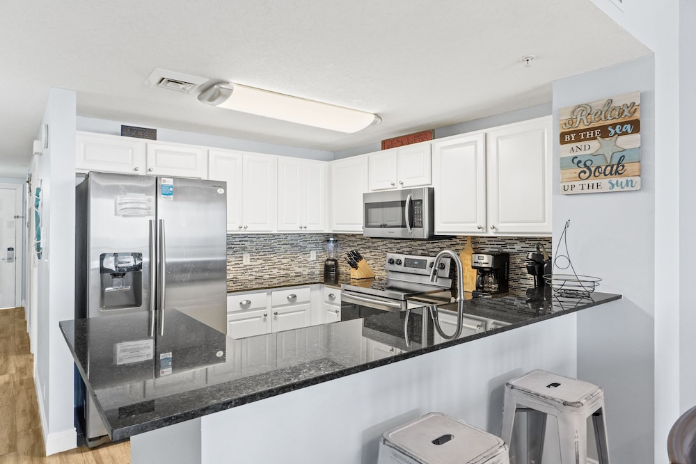 Calypso Beach Resort by Panhandle Getaways