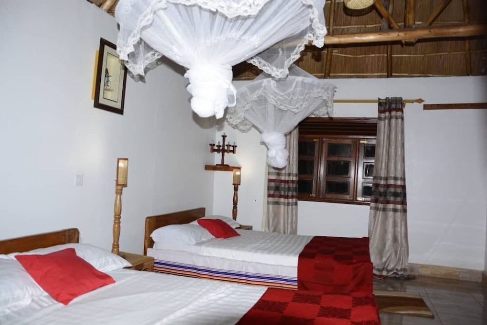 Kitojo Guest Cottages view 2