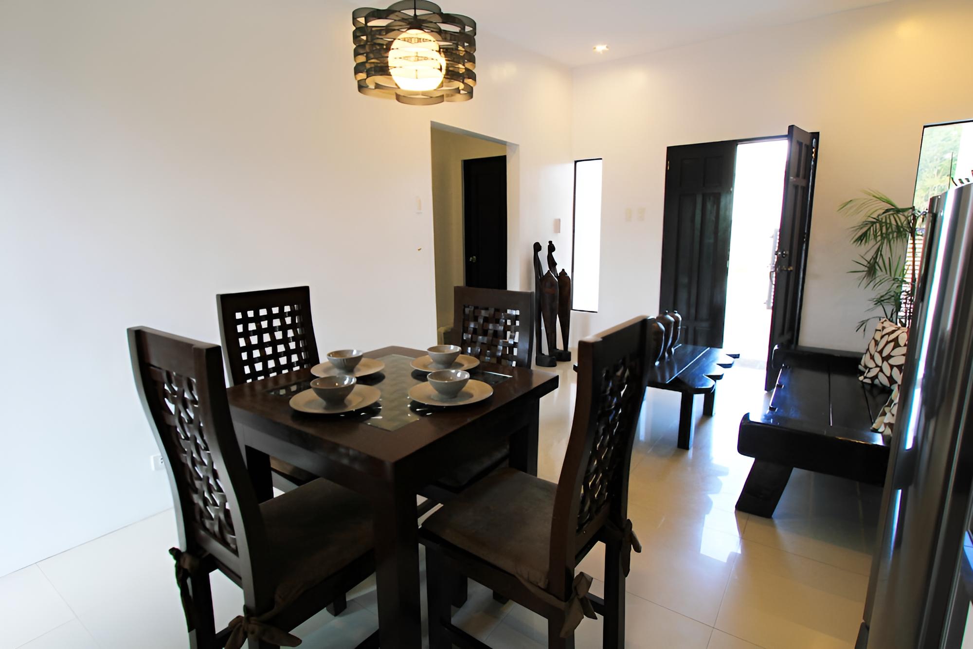 Tagaytay Summer House
