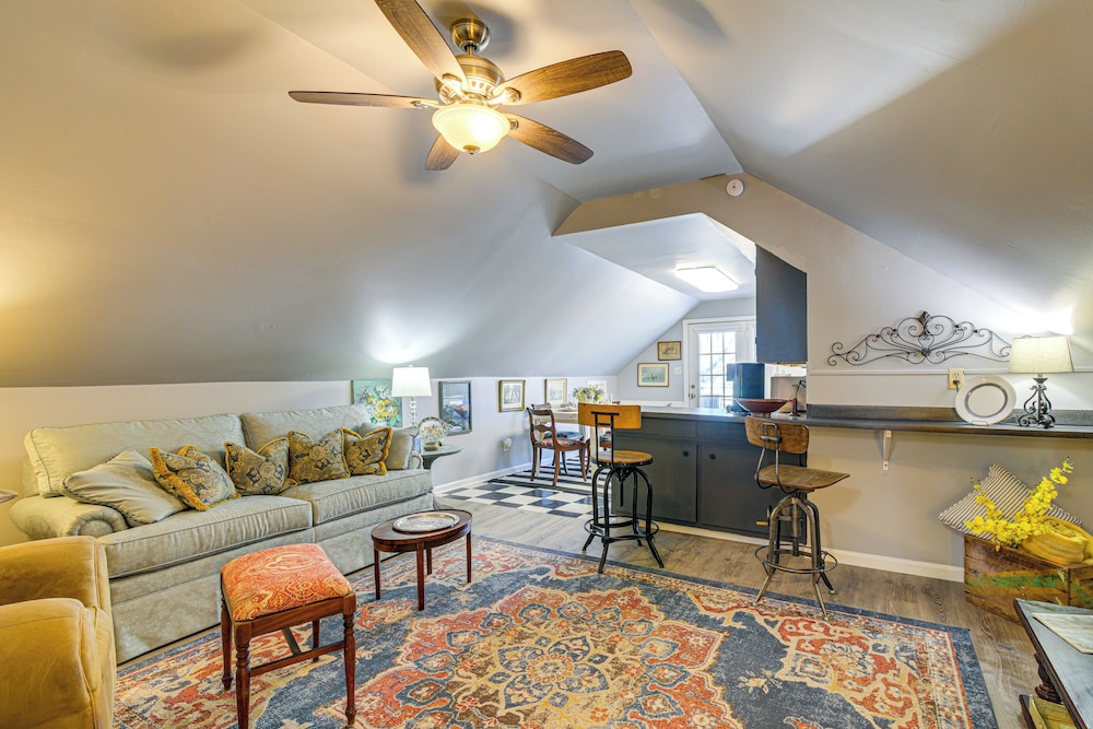 Peaceful Countryside Escape in Covington!