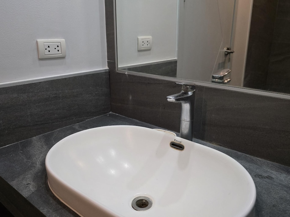 Bay Breeze 1 Bed T2-415