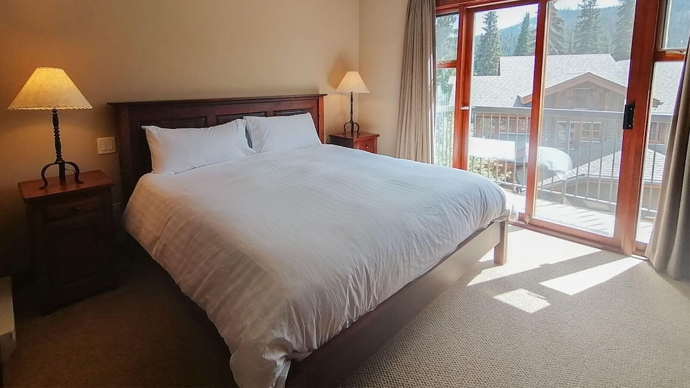 Sun Peaks Vacations - Woodhaven 19 - Property Image 21