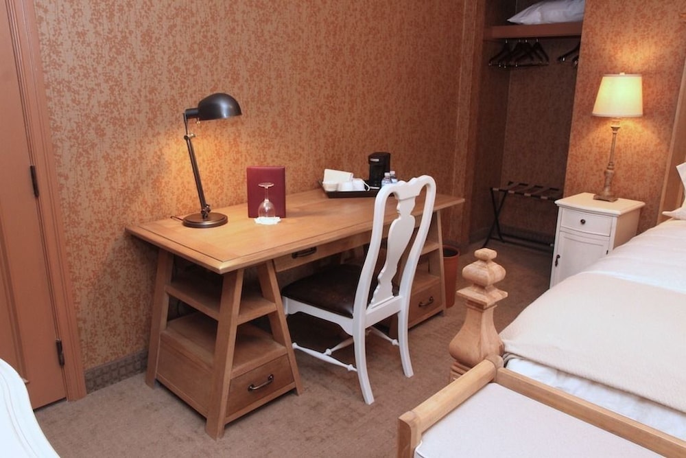The Beaumont Inn