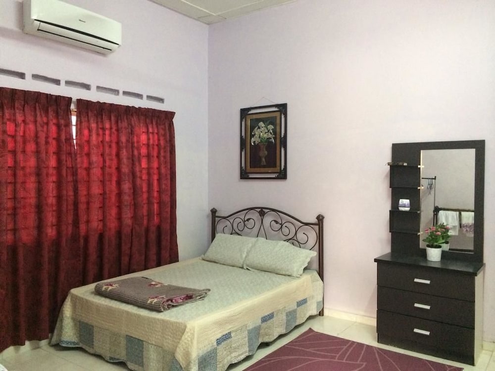 D'Subang Homestay