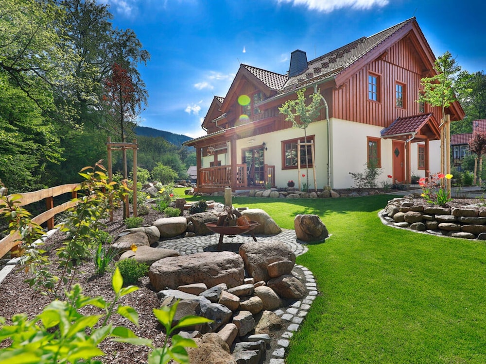 Hunting Chalet No. 19
