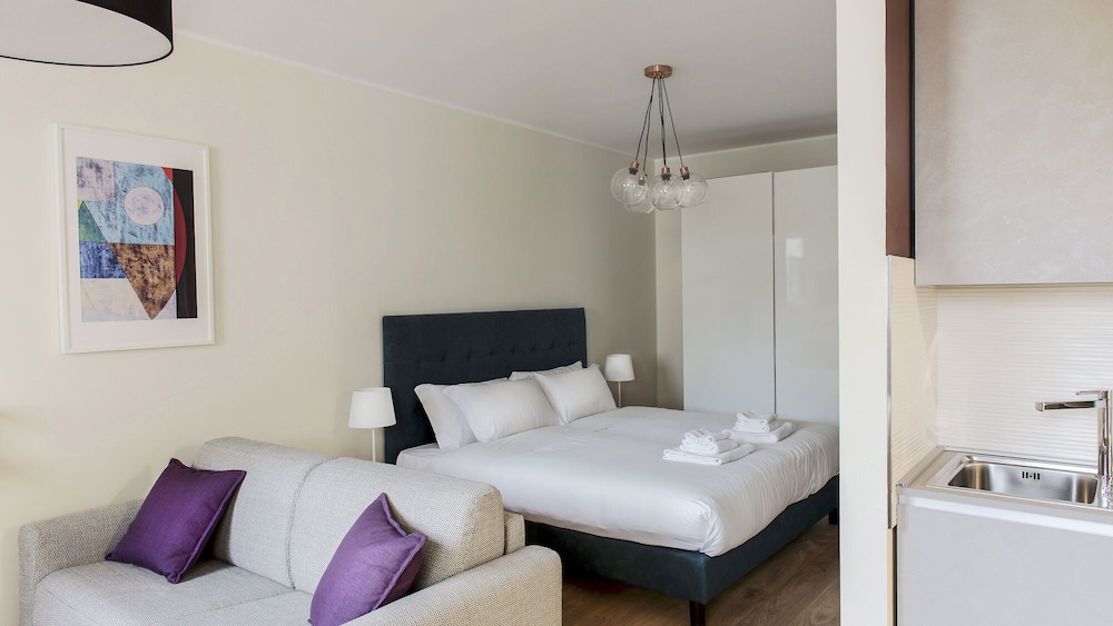 Mono B en Milan — hotel room
