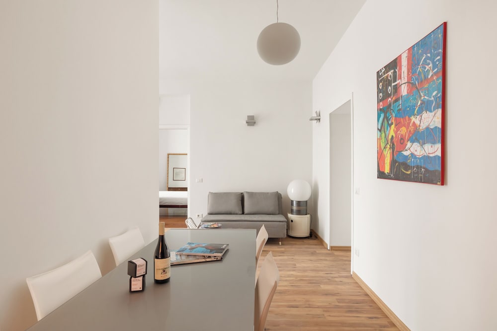 Vatican Beautiful 2Br Apartment With Terrace