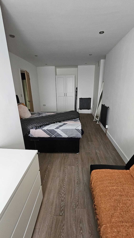 Luxurious 2-bed Apartment, Duchy Cosy Corner