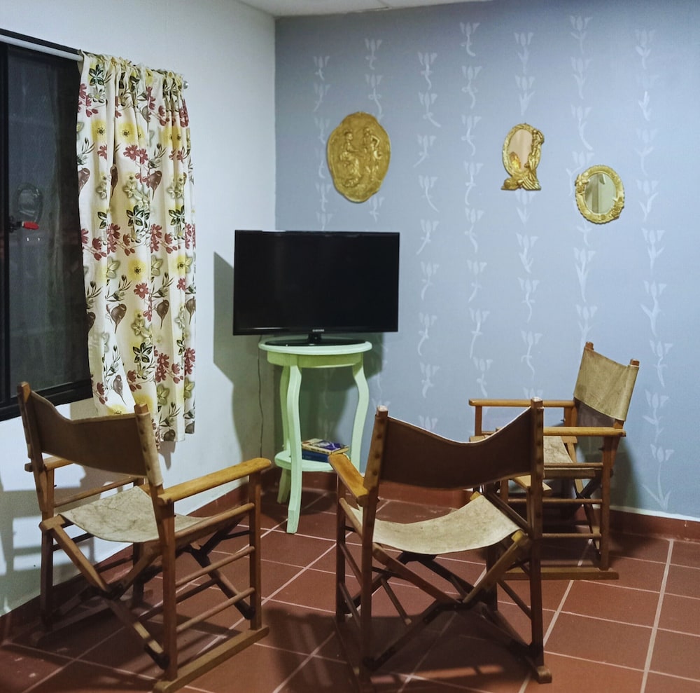 CPHHOSTAL