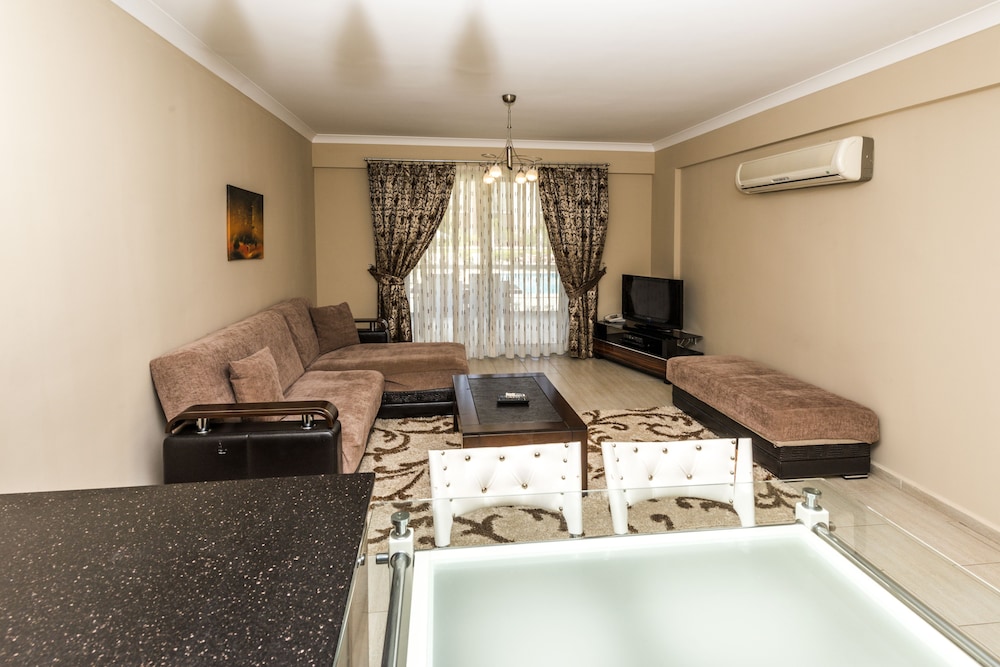 Diana Residence - Image 27