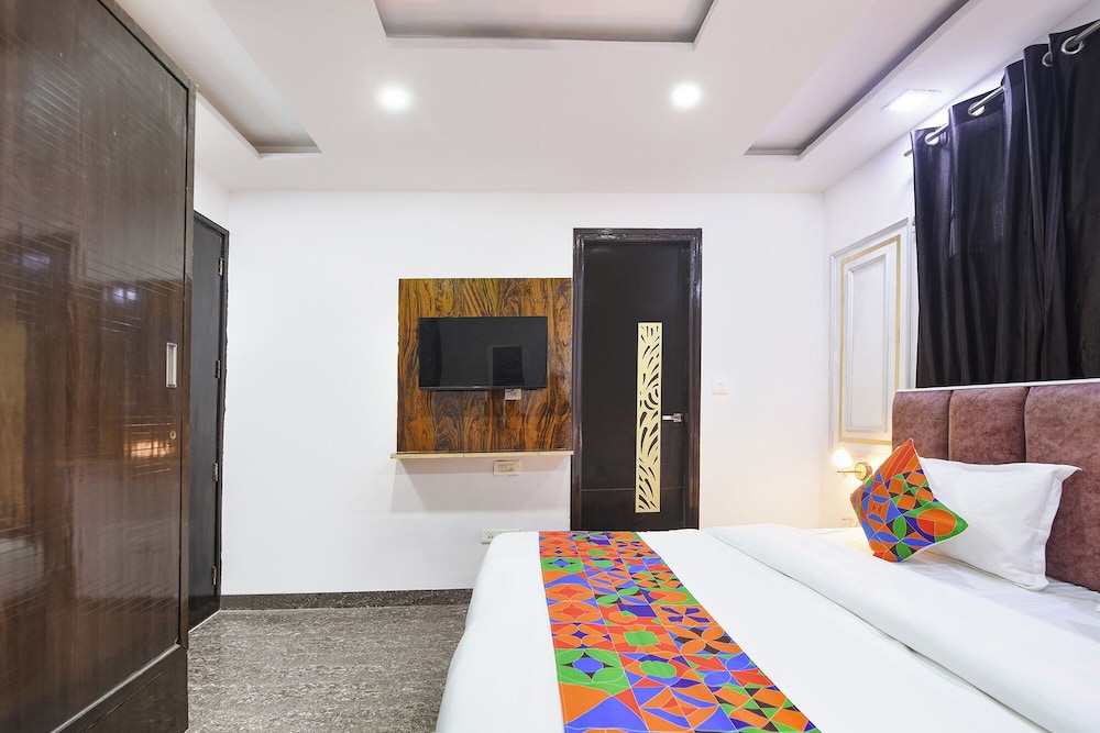 Fabhotel Celebration Home