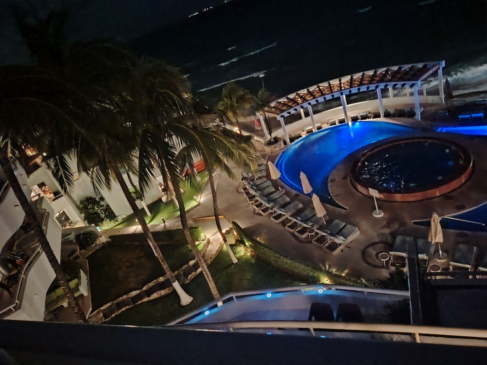 Sunset Fishermen Beach Resort Room 344 A&B