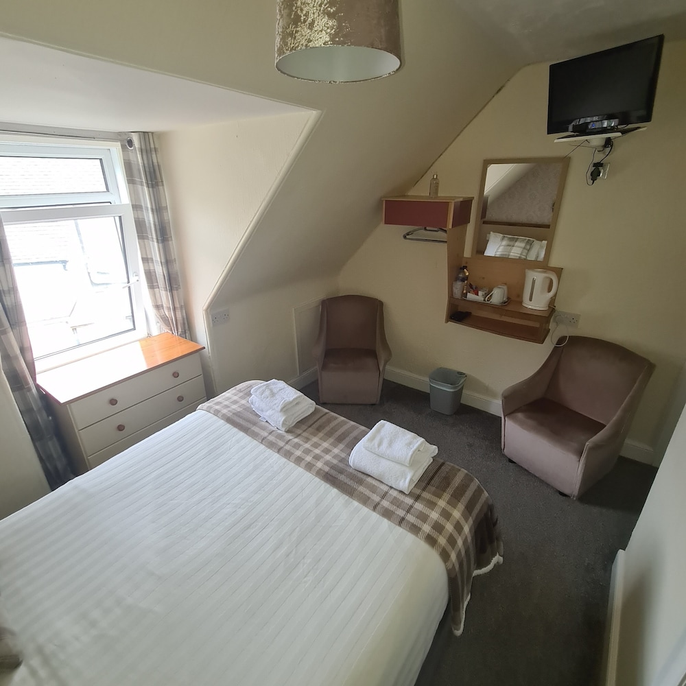 Glenmoore Guest House view 3