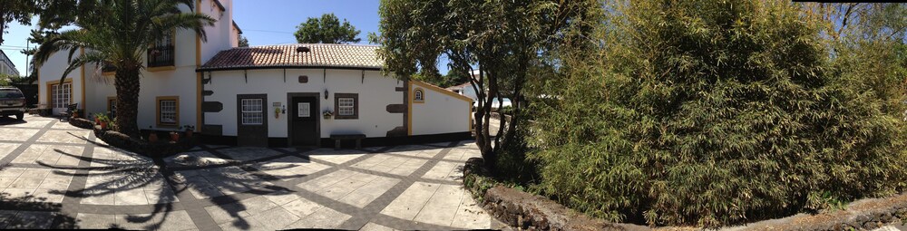 Vilar dos Carvalhinhos