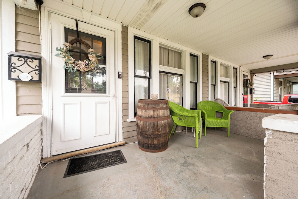 Cozy 3BR Home in Bates-Hendricks