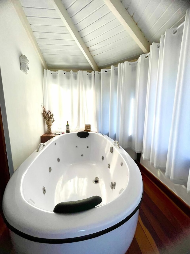 Santomar Guest House