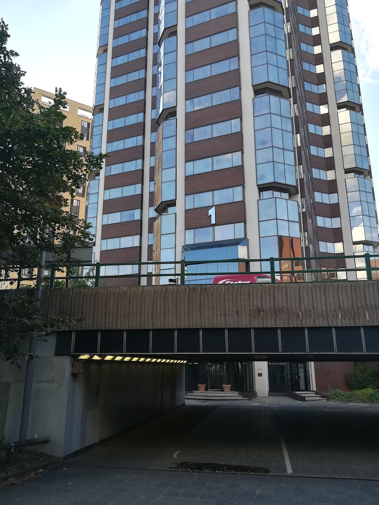 Photo 18