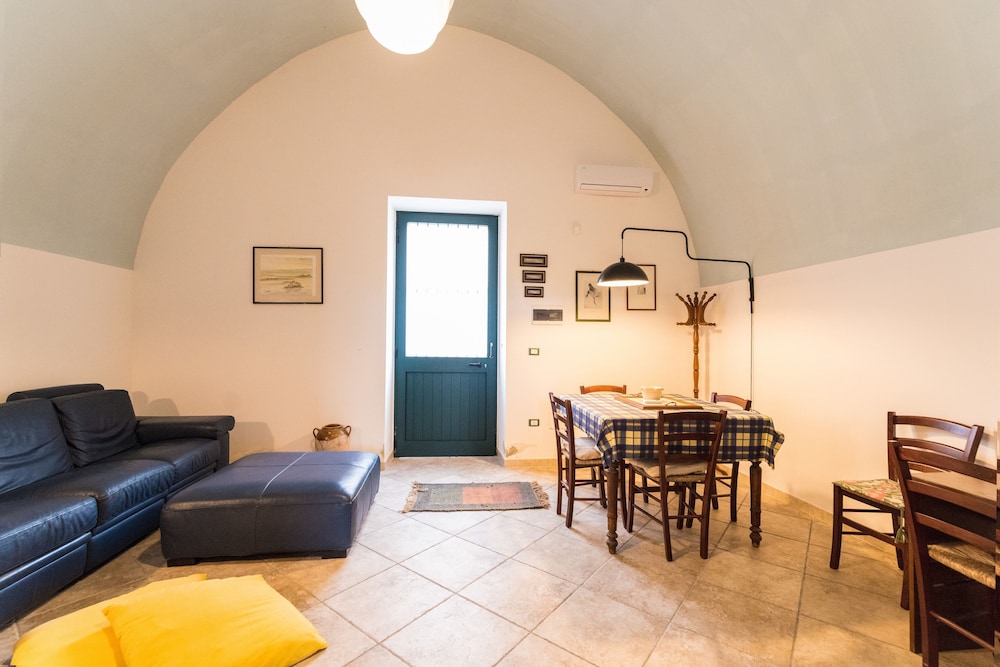 Casina Farnarari