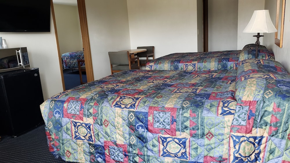 Wisconsin Dells Vacations - Fields Park Motel - Property Image 14