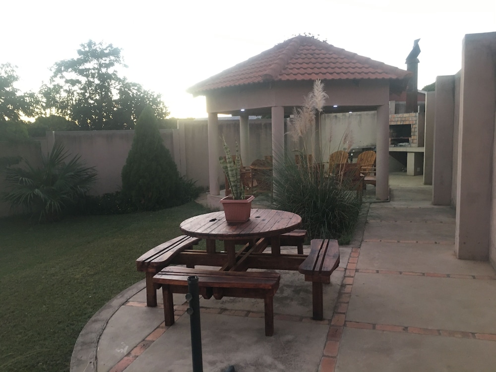 Valley View Lodge