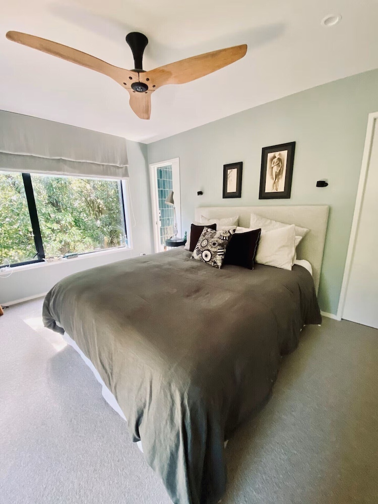 Omiha Exclusive Retreat