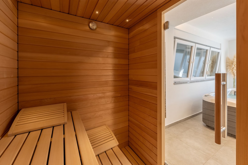 Aparthotel Plat