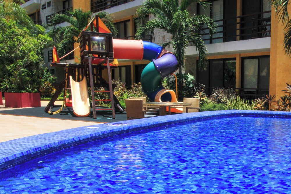 Lunada Bright Stay with Rooftop