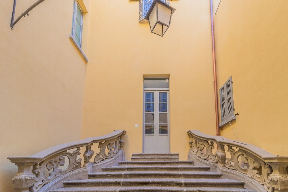 A Night At the Museum - Lake Como