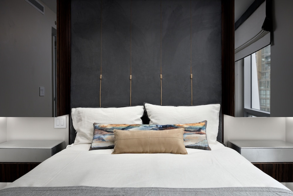 1111 Richards - 1407 - Image 3