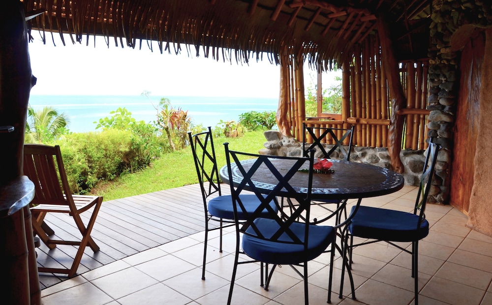 Vanira Lodge