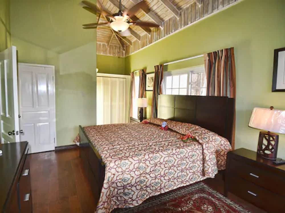 Tropical Lagoon Resort - Property Image 10