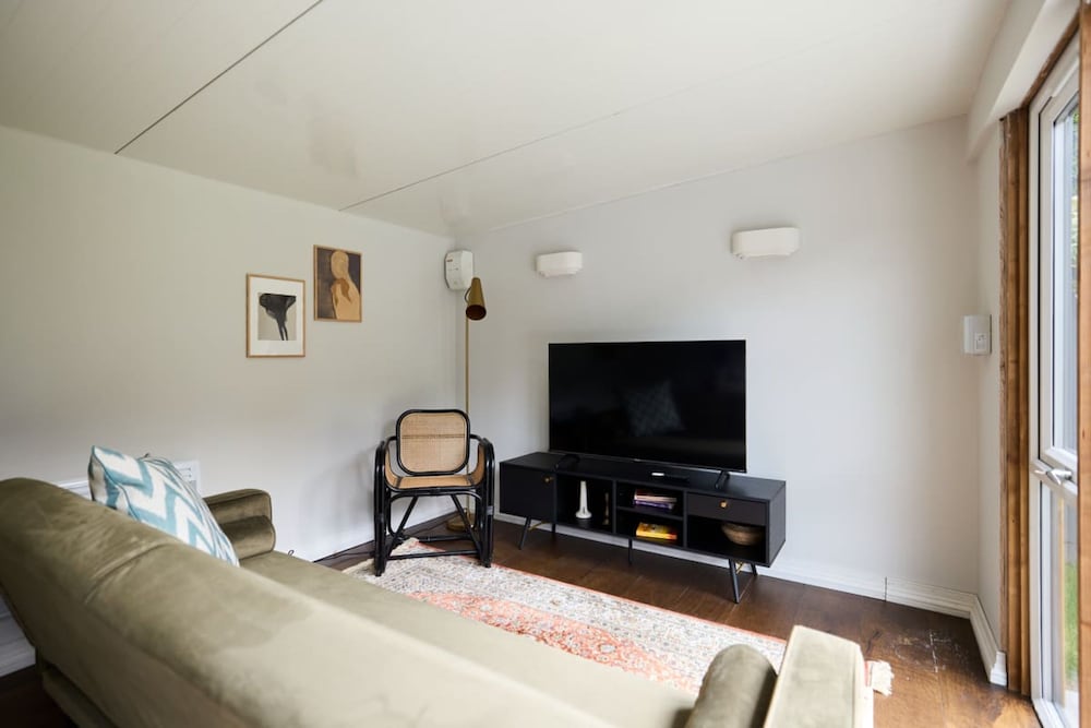 The Roehampton Place - Elegant 5bdr House With Garden Parking