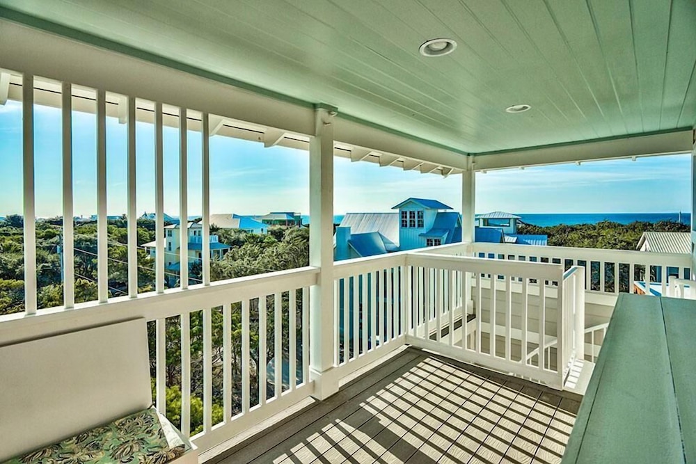 Big Sandy 8 Bedroom Holiday Home by Five Star Properties