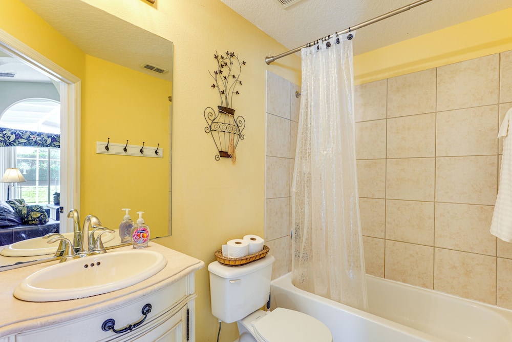 16 Mi to Disney: Home w/ Game Room & Pool