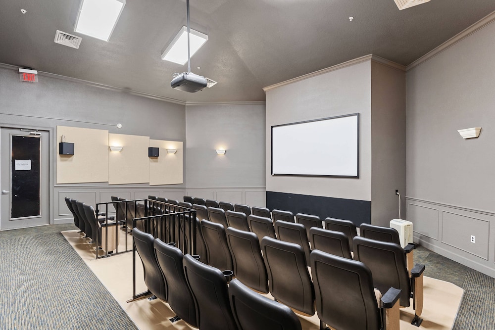 meeting & event spaces