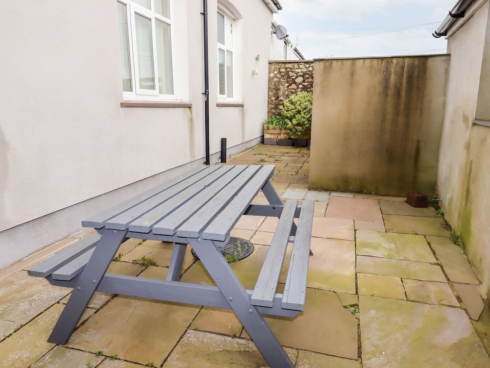 Caernarfon Vacations - Yr Hen Festri - Property Image 6