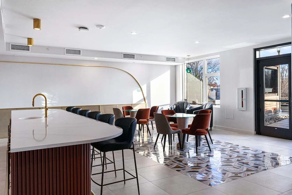 Landing Furnished Apartments - Alexandria