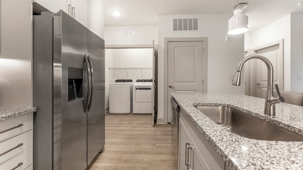 Landing Apartments Myrtle Beach - West