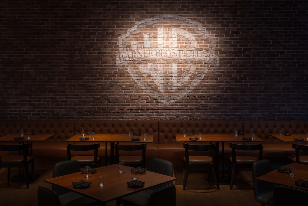 The WB Abu Dhabi, Curio Collection by Hilton