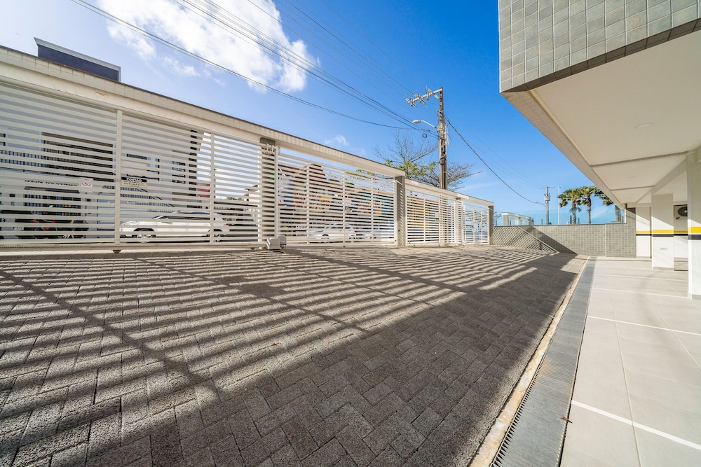 Duplex Alto Padrão Frente Mar c Piscina