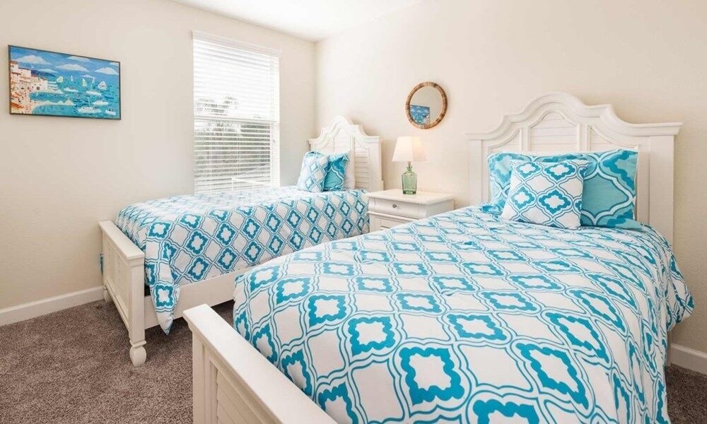 Spacious 5 Bed Pool Home With Game Room-1544mvd 5 Bedroom Home